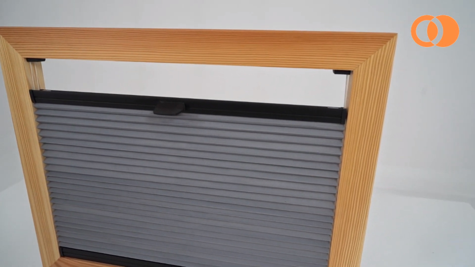 Popolno prileganje of COSIMO Pleated Blinds